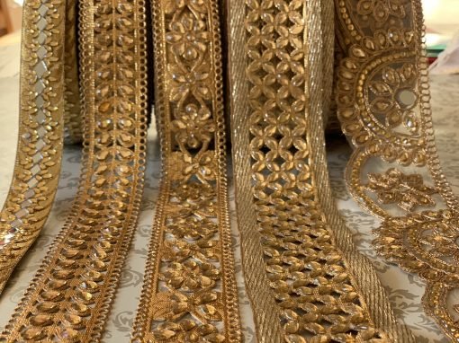 Gold Lace with stonework - Image 2